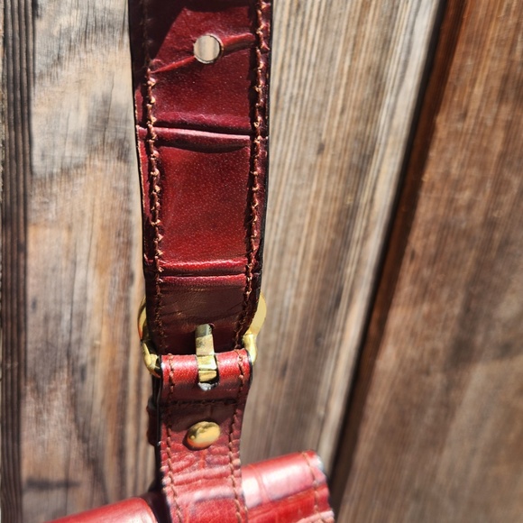 Aigner Red Croc Embossed Leather Crossbody Purse - Picture 11 of 16